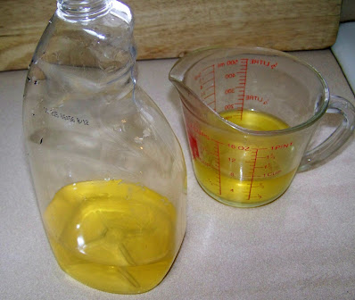 Finished cleaner in spray bottle